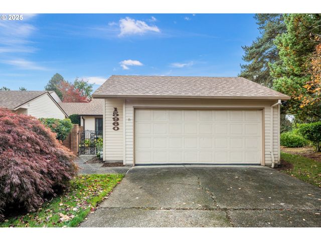 15960 Sw GREENS Way, Portland, OR 97224