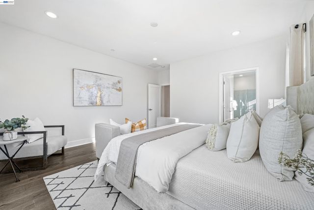 37629 Breakers Rd, Newark, CA 94560