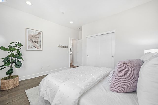 37629 Breakers Rd, Newark, CA 94560