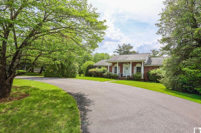 201 Colonial Drive, Paducah, KY 42001