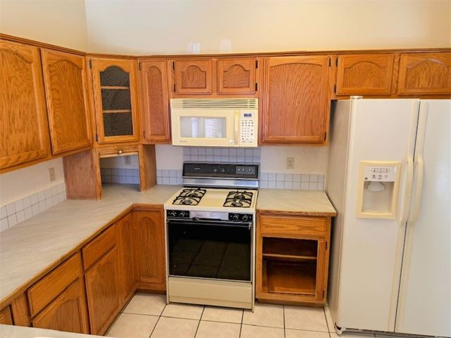 2024 E Mountain View Place, Fort Mohave, AZ 86426