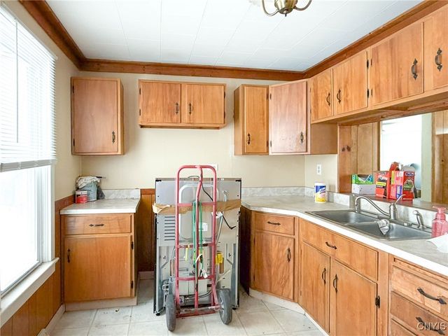 43 White Street, Kirkland, NY 13323