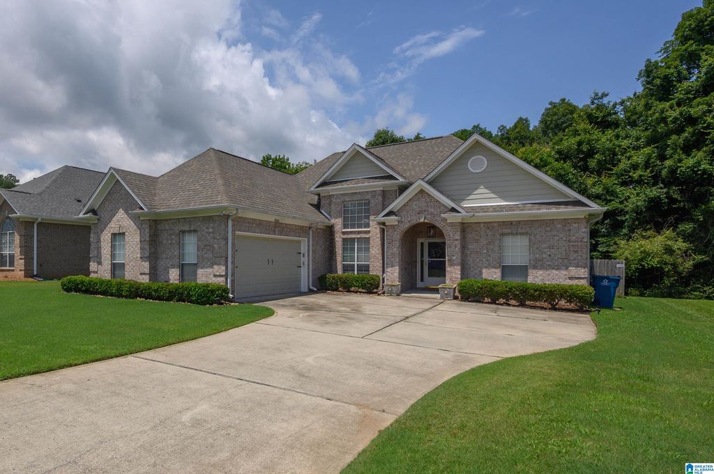 4254 HIGHCROFT DRIVE, Gardendale, AL 35071