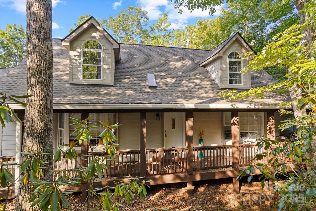 55 Vintage Road, Candler, NC 28715