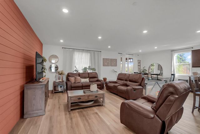 5518 Julia Ave, Keyes, CA 95328