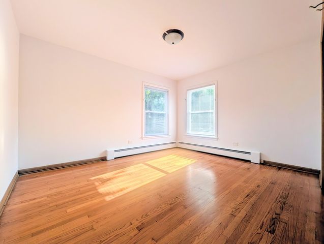 2308 W Birchwood Avenue 1W, Chicago, IL 60645