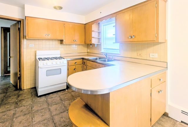 2308 W Birchwood Avenue 1W, Chicago, IL 60645