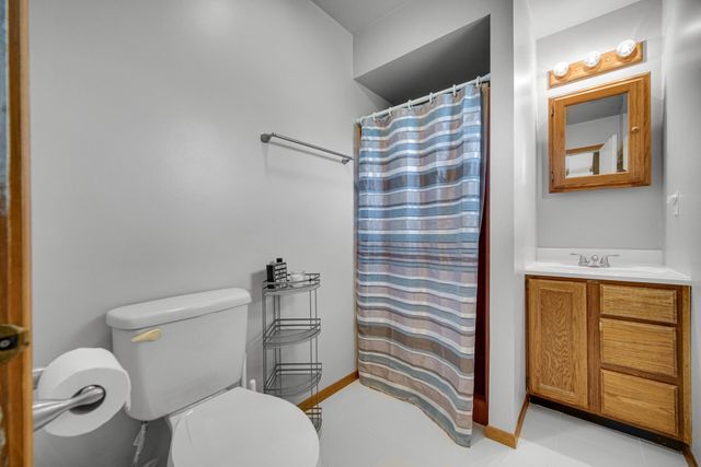 1559 Happy Valley Road, Crown Point, IN 46307