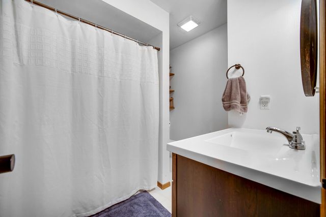 1559 Happy Valley Road, Crown Point, IN 46307