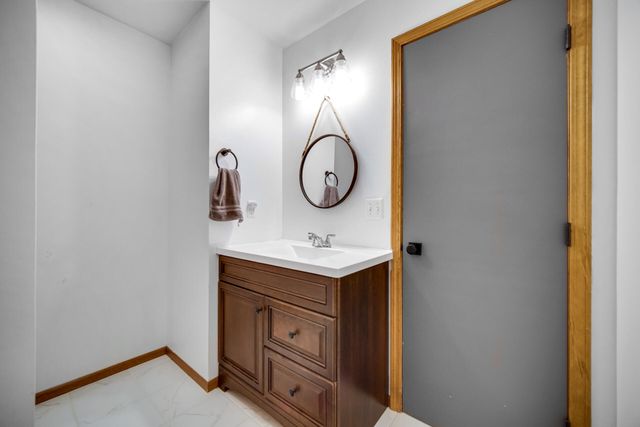 1559 Happy Valley Road, Crown Point, IN 46307