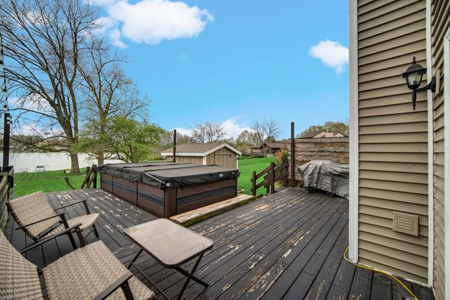 1559 Happy Valley Road, Crown Point, IN 46307