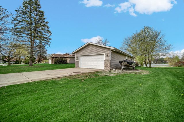 1559 Happy Valley Road, Crown Point, IN 46307