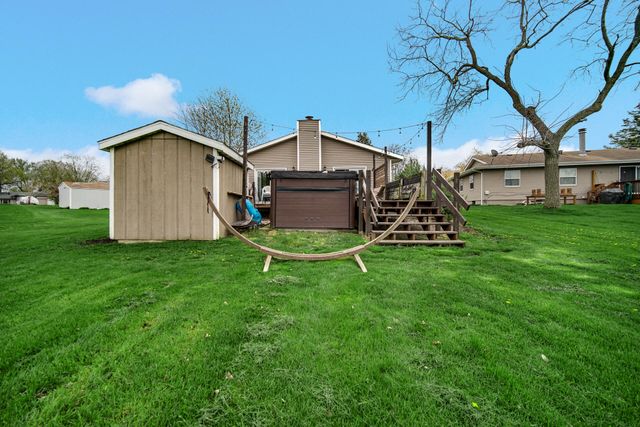 1559 Happy Valley Road, Crown Point, IN 46307