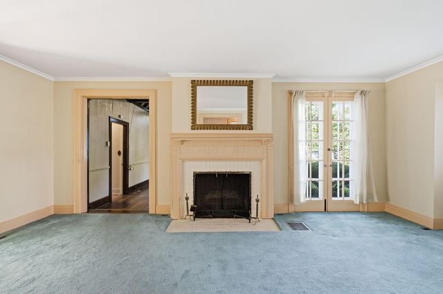 2425 Bryden Road, Columbus, OH 43209