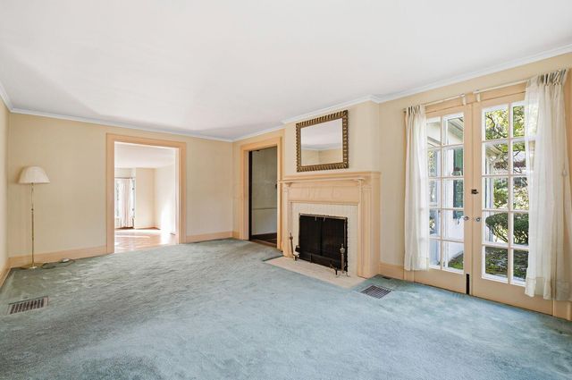 2425 Bryden Road, Columbus, OH 43209