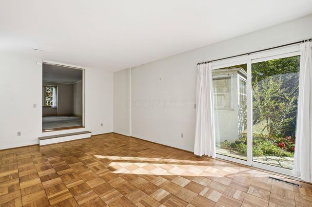 2425 Bryden Road, Columbus, OH 43209