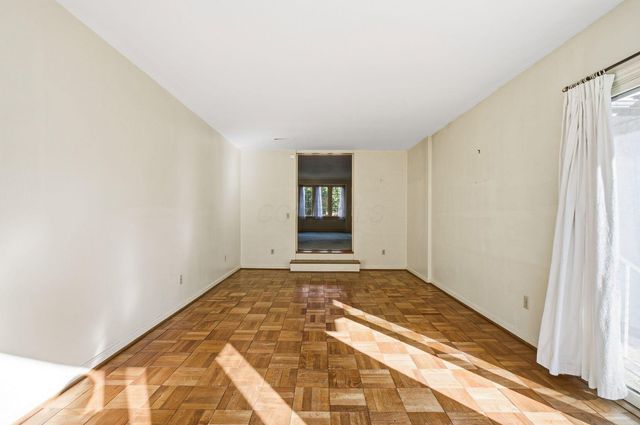 2425 Bryden Road, Columbus, OH 43209