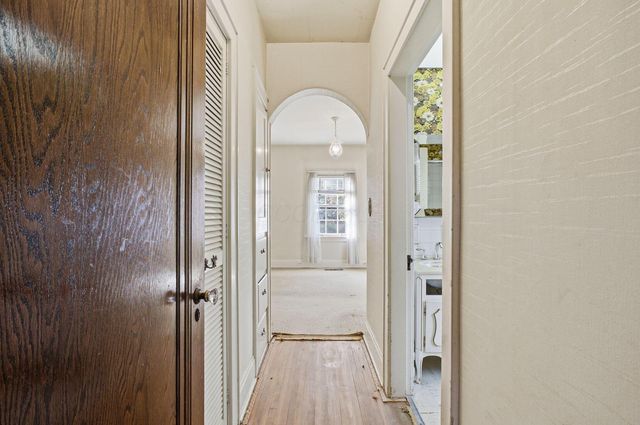 2425 Bryden Road, Columbus, OH 43209