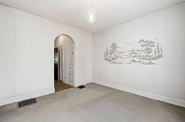 2425 Bryden Road, Columbus, OH 43209