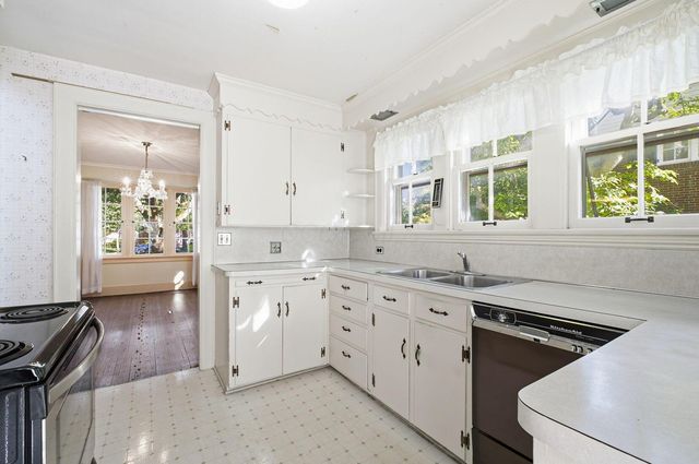 2425 Bryden Road, Columbus, OH 43209