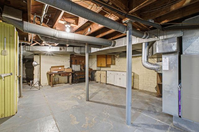 2425 Bryden Road, Columbus, OH 43209