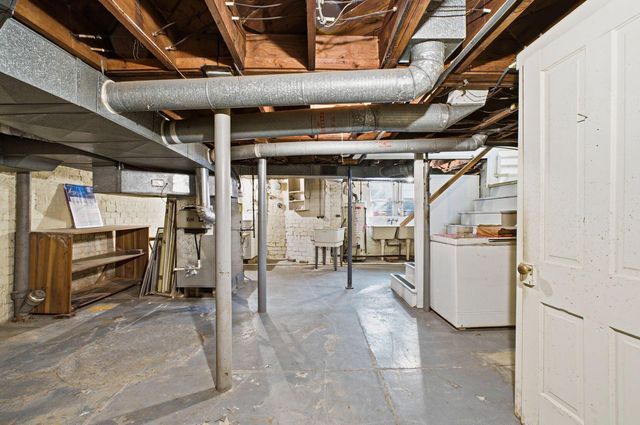 2425 Bryden Road, Columbus, OH 43209