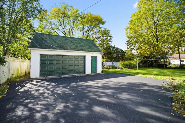 2425 Bryden Road, Columbus, OH 43209