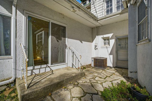 2425 Bryden Road, Columbus, OH 43209