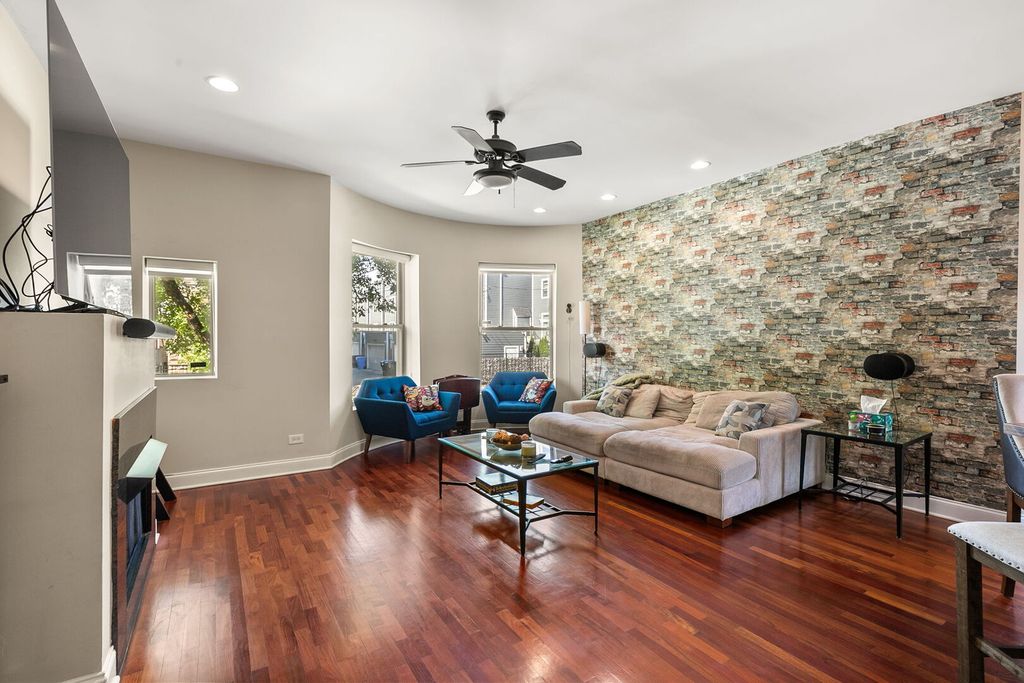4311 S Forrestville Avenue 1N, Chicago, IL 60653 — photo 3