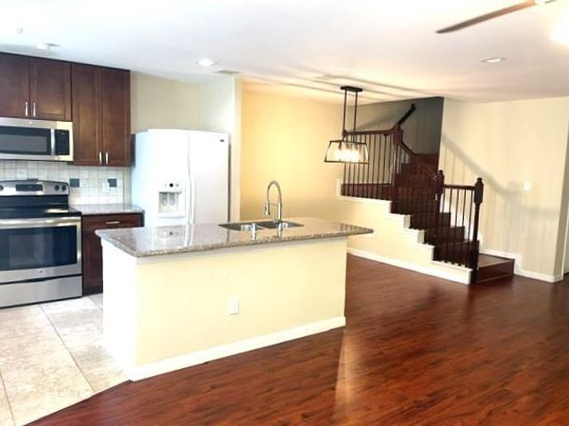 6119 Shadow Isle Lane, Houston, TX 77084