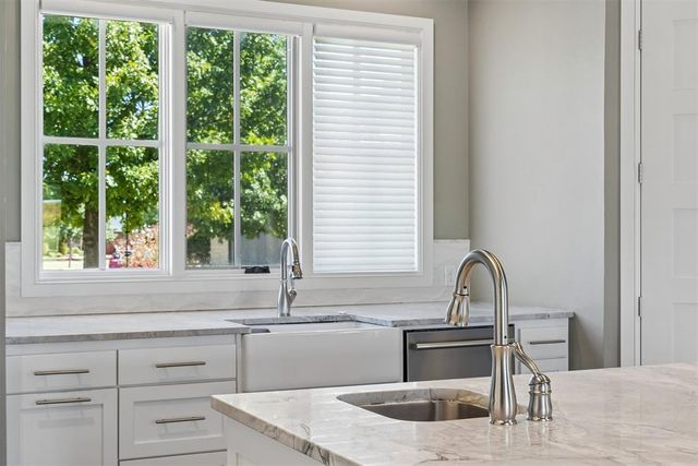 16745 Little Leaf Court, Edmond, OK 73012