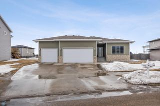 2118 42nd Street S, Moorhead, MN 56560