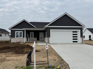268 Falcon Court, Sauk City, WI 53583