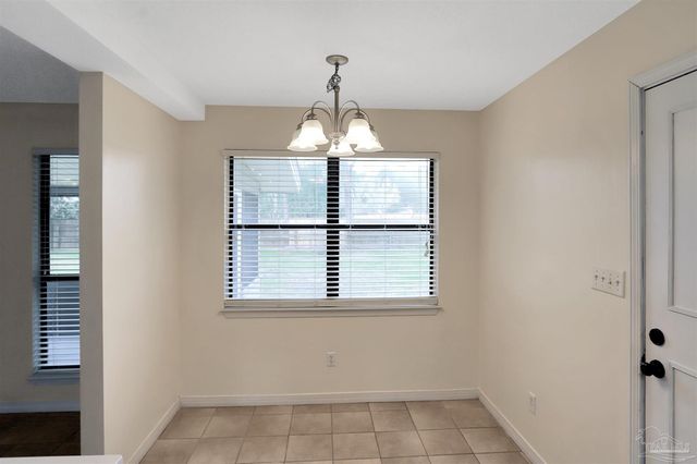 3623 Tiger Point Blvd, Gulf Breeze, FL 32563