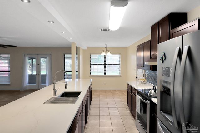 3623 Tiger Point Blvd, Gulf Breeze, FL 32563