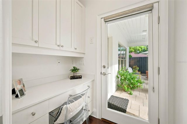 1707 ASHER LANE, Orlando, FL 32803