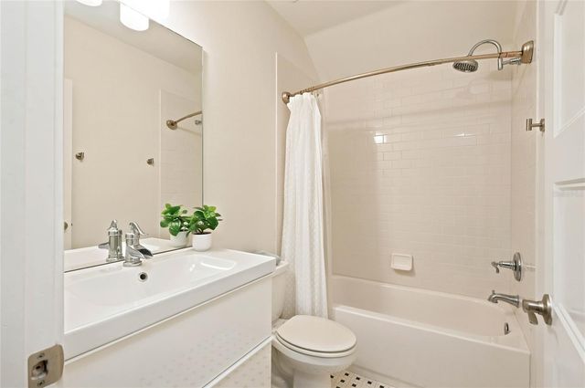 1707 ASHER LANE, Orlando, FL 32803
