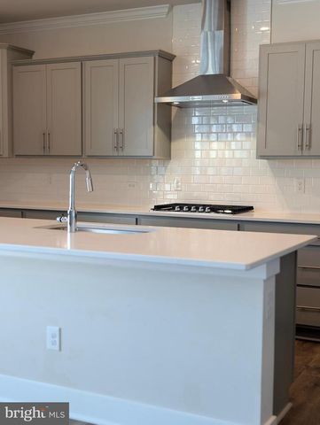 14972 WALTER ROBINSON LN, Haymarket, VA 20169