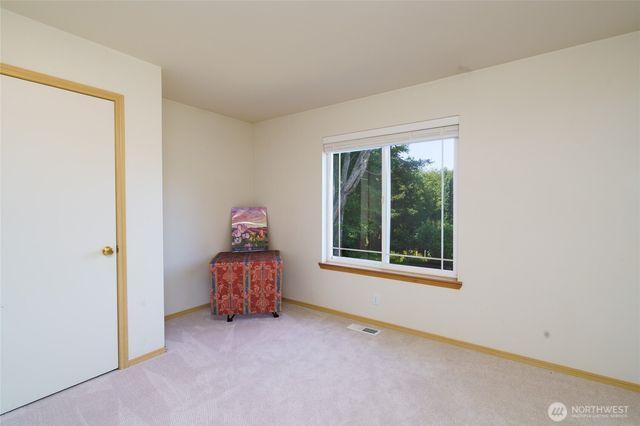 744 Shelter Bay Dr, La Conner, WA 98257