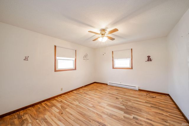 1334 S Onyx Court, New Castle, IN 47362