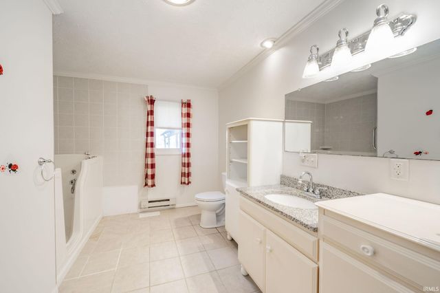 1334 S Onyx Court, New Castle, IN 47362