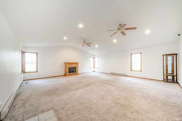 1334 S Onyx Court, New Castle, IN 47362