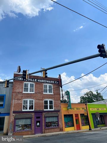 4915 CREST VIEW DR, Hyattsville, MD 20782