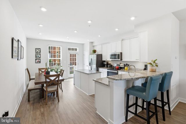 4915 CREST VIEW DR, Hyattsville, MD 20782