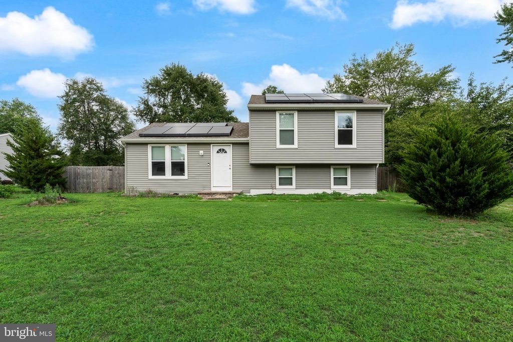 5913 MAPLE DR, MAYS LANDING, NJ 08330 — exterior