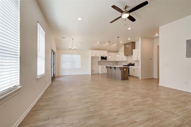 4132 Overlook Pass, Edmond, OK 73025