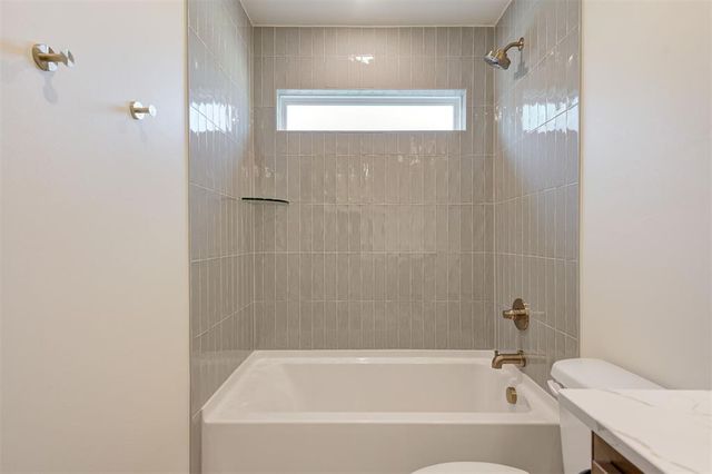 4132 Overlook Pass, Edmond, OK 73025