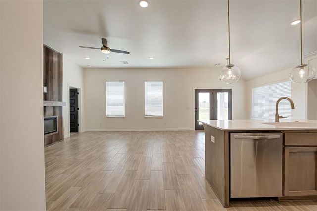 4132 Overlook Pass, Edmond, OK 73025