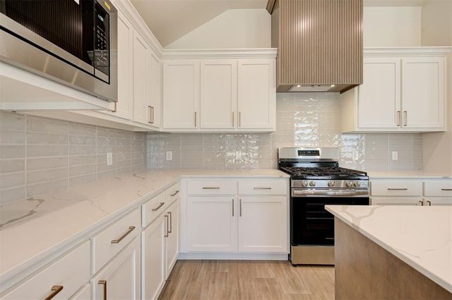 4132 Overlook Pass, Edmond, OK 73025