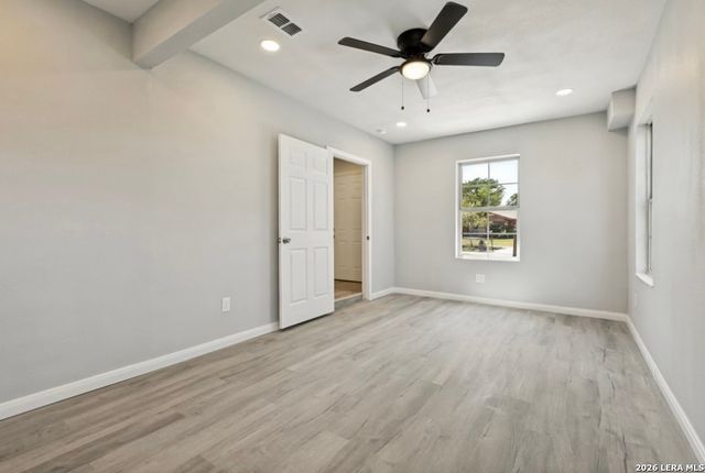7518 SLEEPY VALLEY DR, San Antonio, TX 78242